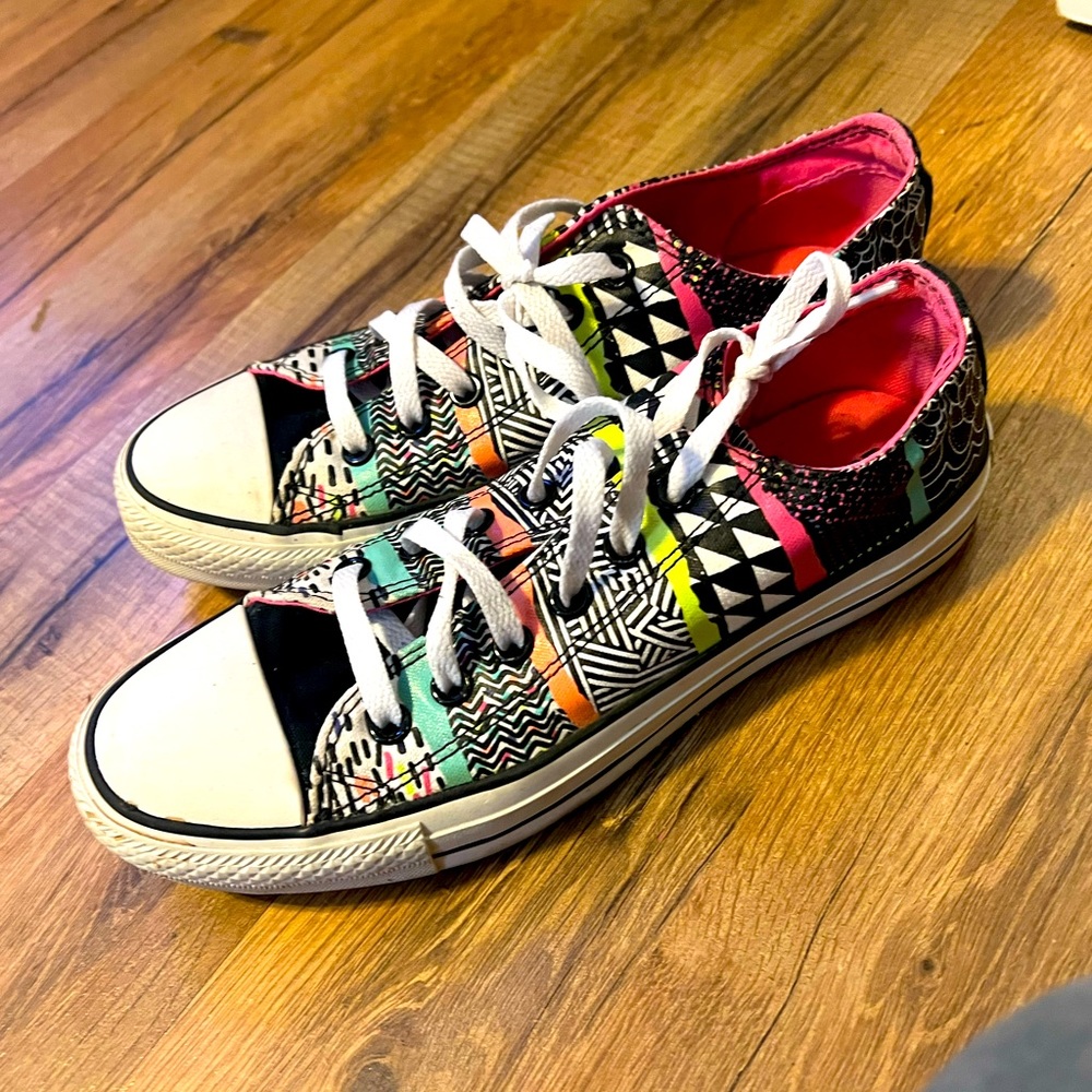 Womens multicolored converse size 9